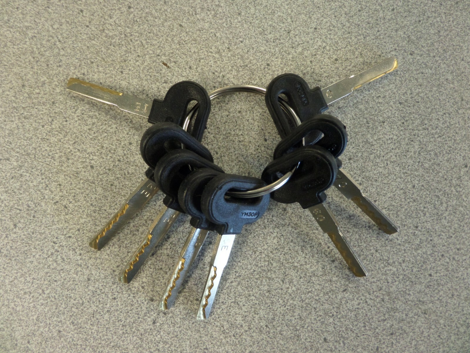 SAAB 2 TRACK HIGH SECURITY DEPTH KEYS NATIONAL AUTO LOCK SERVICE USED