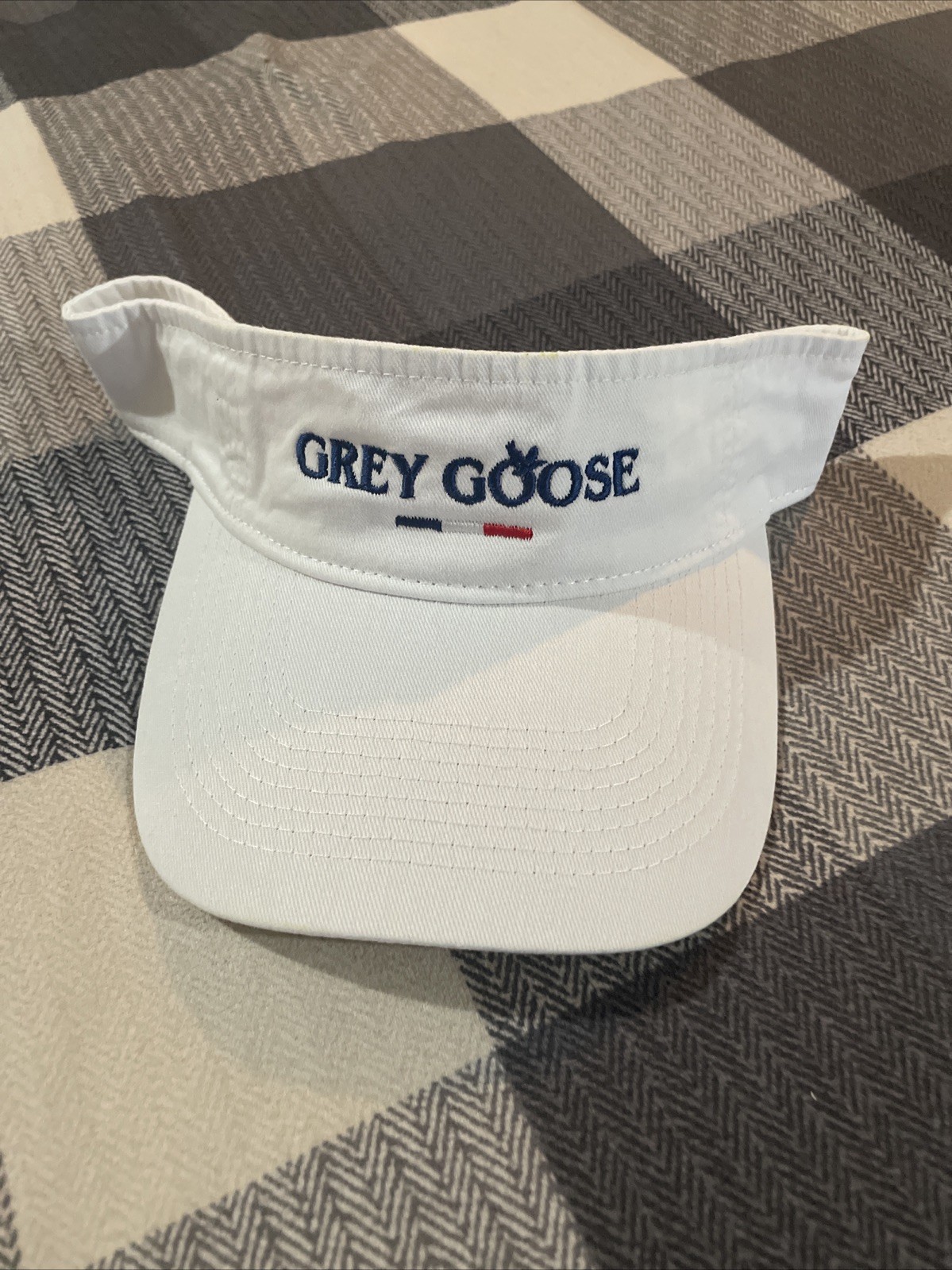 NEW 2025 U.S. Open Honey Deuce Drink Promo Grey Goose White Visor Hat
