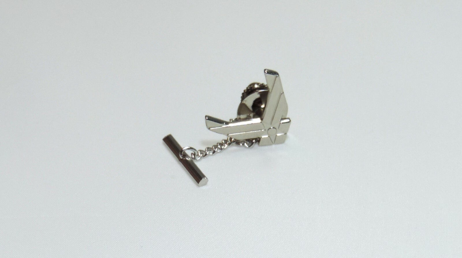 US AIR FORCE TIE TAC WITH EAGLE DEVICE
