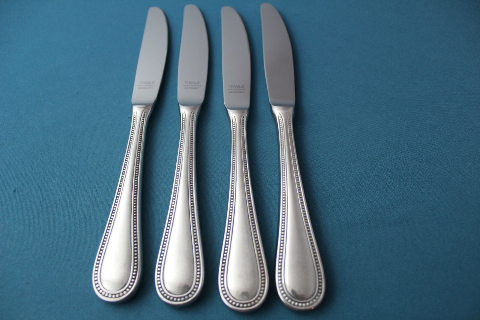 Towle BEADED ANTIQUE Dinner Knives Hollow (Set of 4) Satin 18/8 Germany 8 7/8"