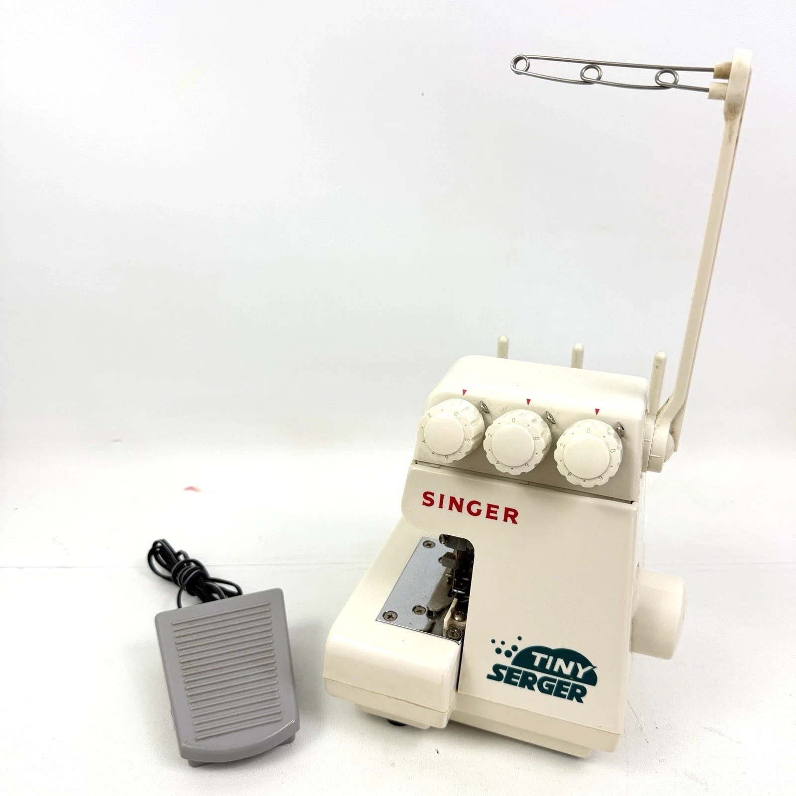 Singer Tiny Serger Electric Overedging Sewing Machine & Foot Pedal Needs Service