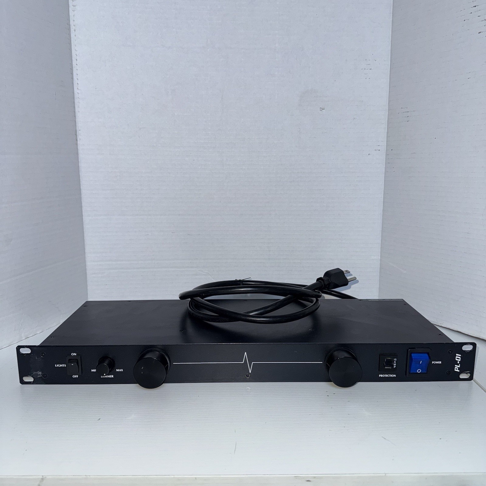 Gemini PL-01 - Corded Power Conditioner And Light Tube Module.