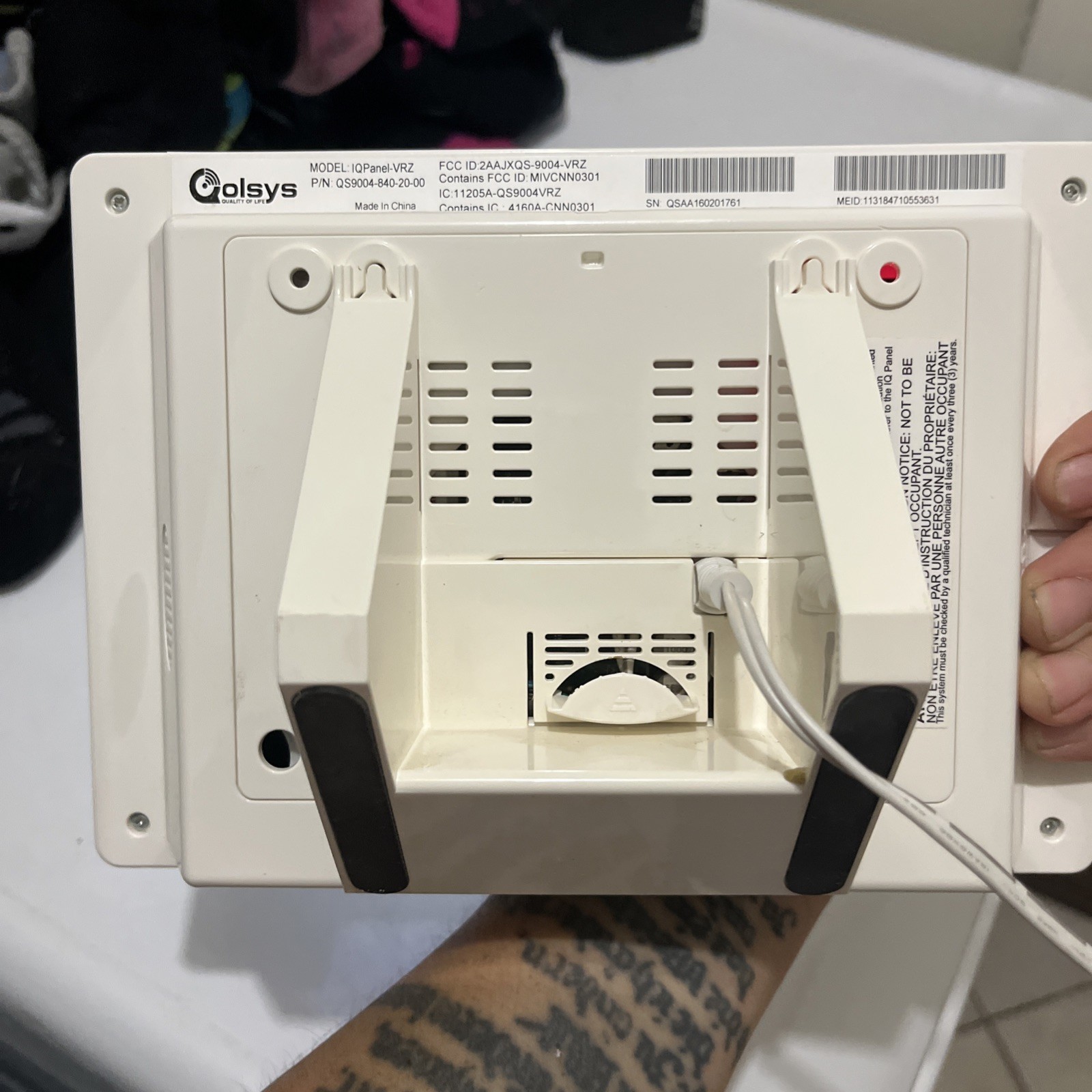 Qolsys IQ Panel QS-9004-VRZ All In One - Security Panel 7" Touch Display