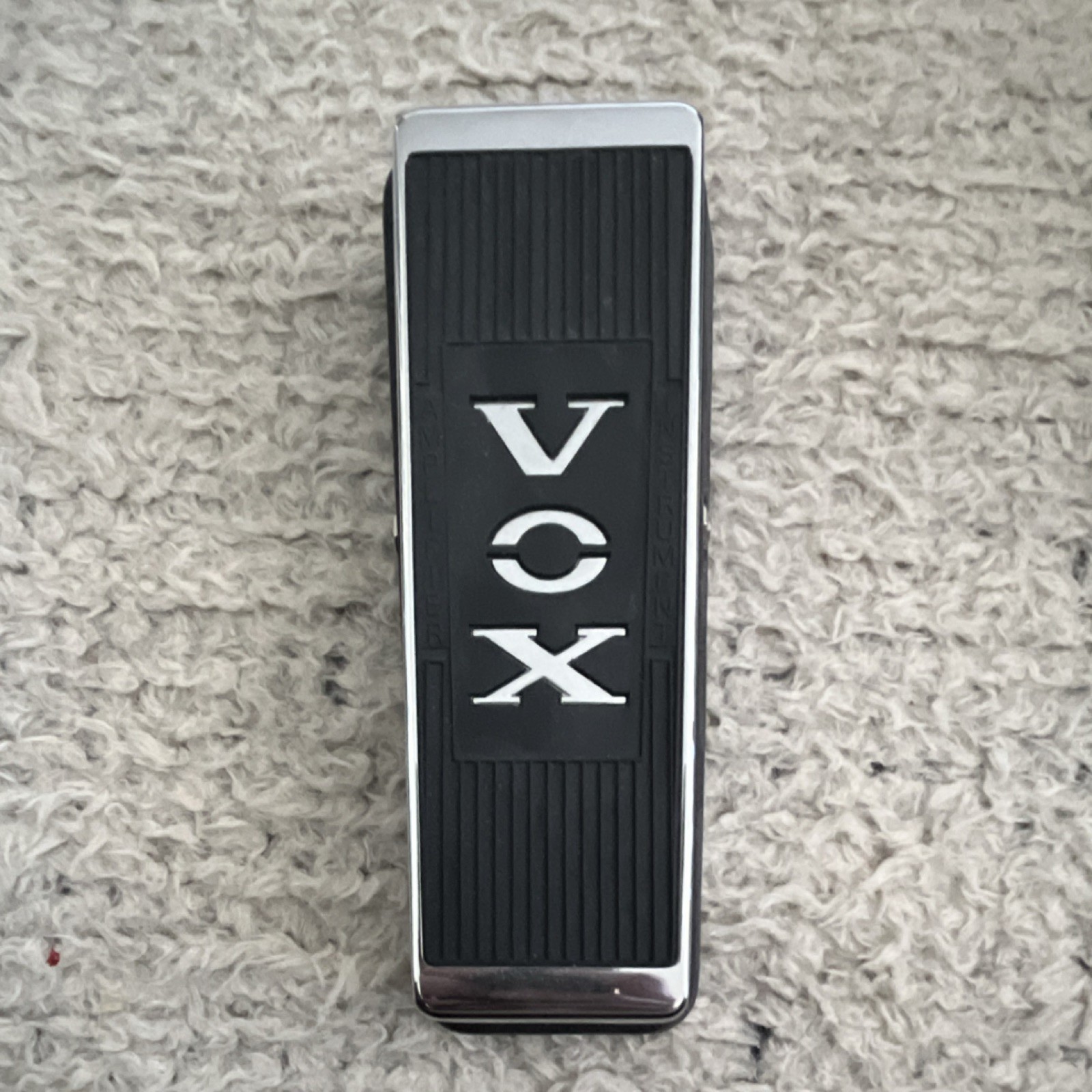 Vox V847 Wah-Wah Analog Effects Pedal for Electric Guitar with Case