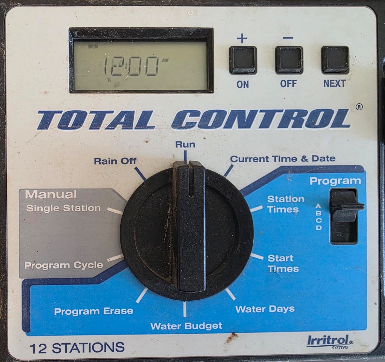 1999 Irritrol Total Control  TC12-B EXT Timer  Irrigation Controller 12 Stations