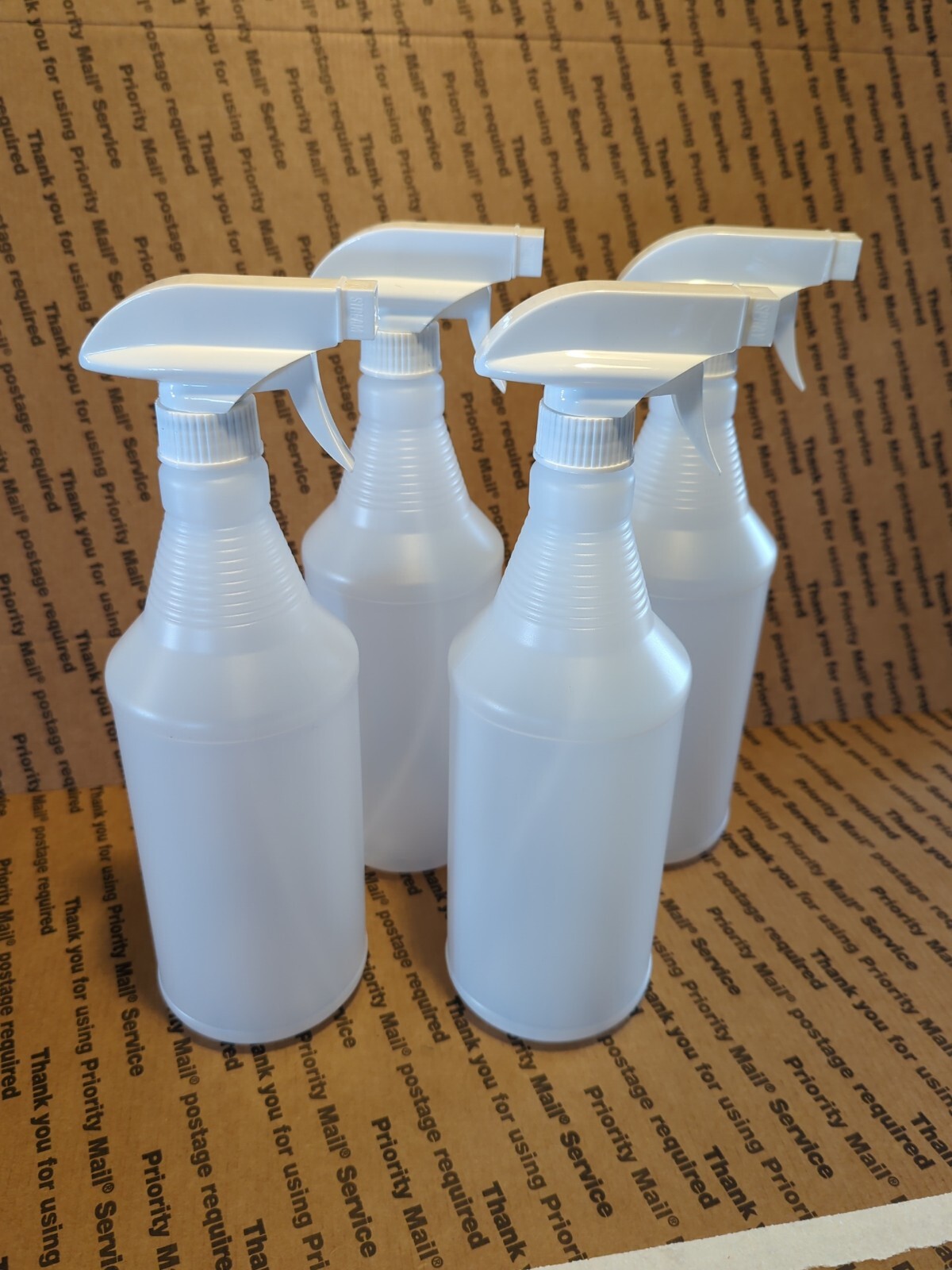 4 Pack Plastic Trigger Spray Bottle 32 oz Chemical Resistant Sprayer