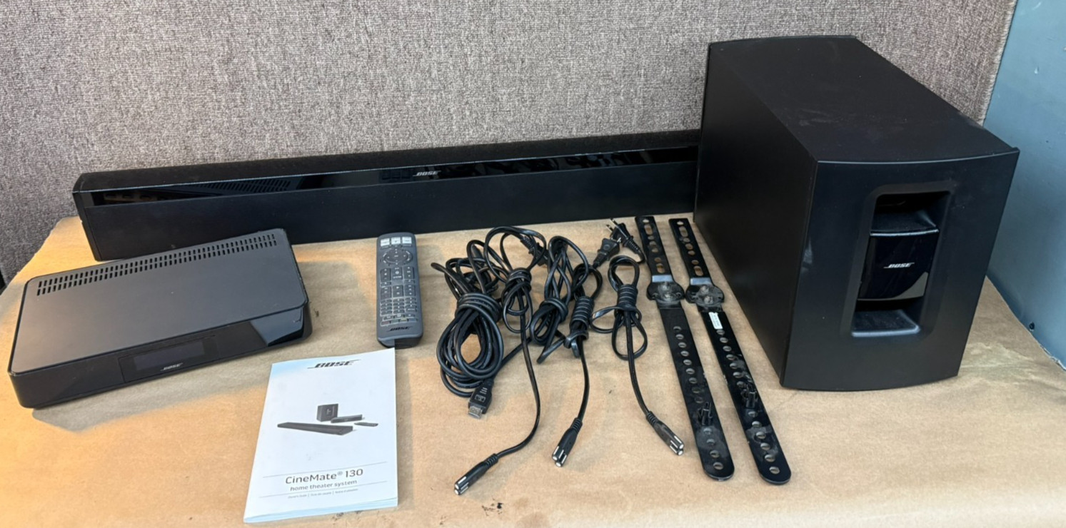 Bose CineMate 130 Home Theater System complete Excellent Condition