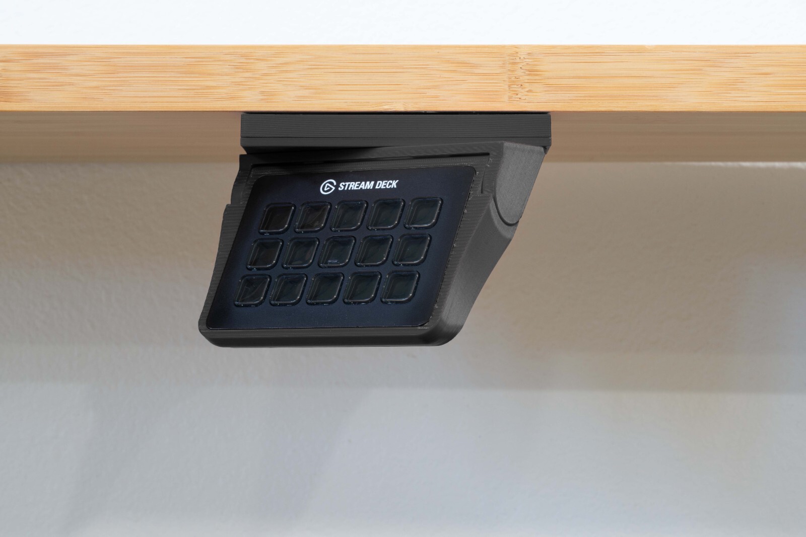 Articulating Mount for Elgato Stream Deck 15 Key Models