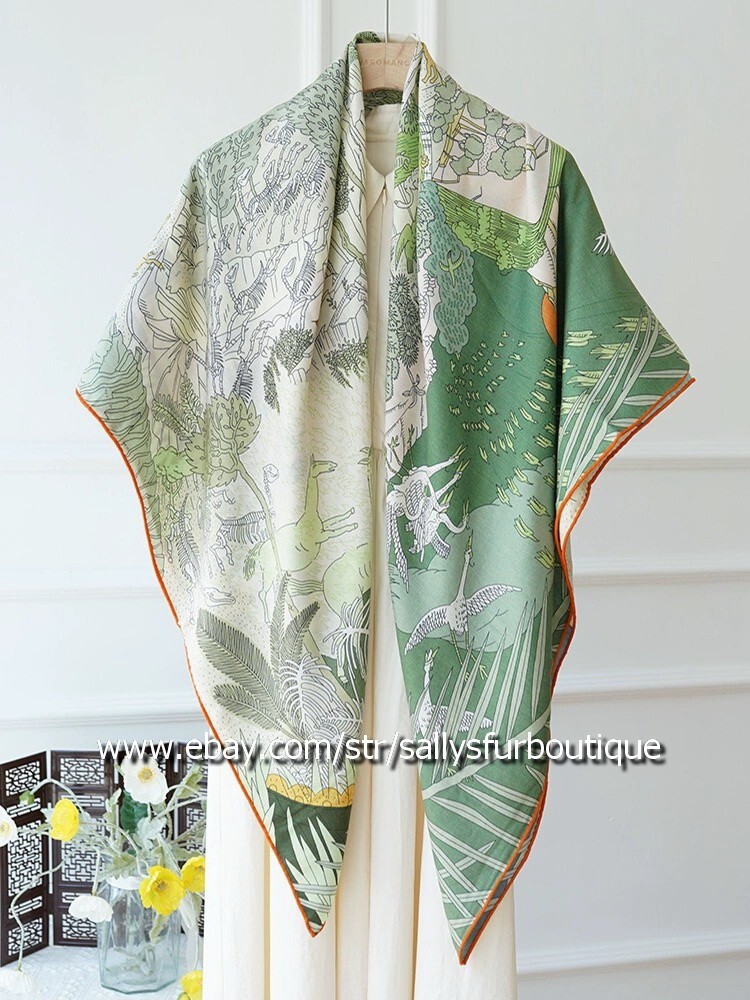 Sallys Boutique 70% Cashmere 30% Silk Wrap Scarf Animals Print 2 Face Shawl 53"