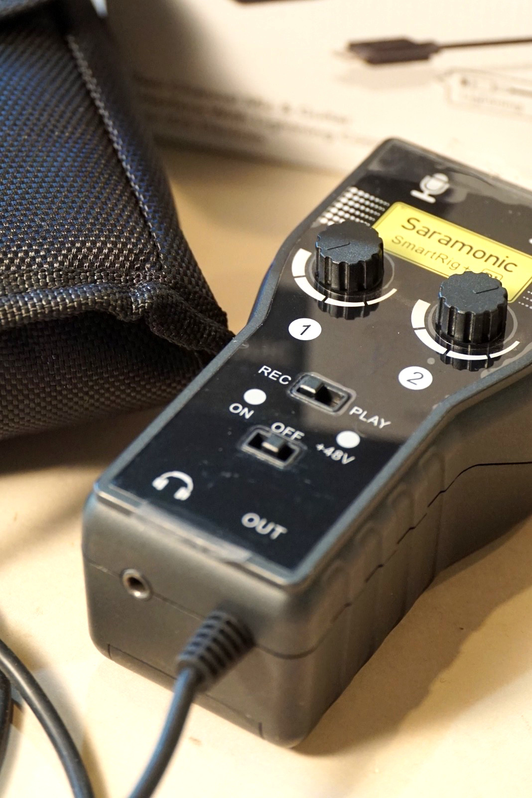 Saramonic 2-Channel Audio Interface w/XLR, 1/4" & 1/8" for Apple iPhone
