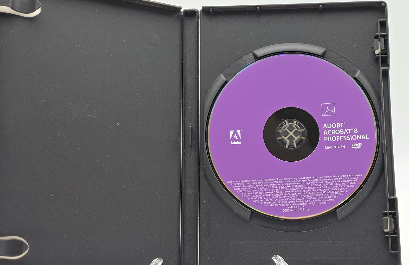 Adobe Acrobat 8 Professional installation CD with Key Code For Macintosh Tested