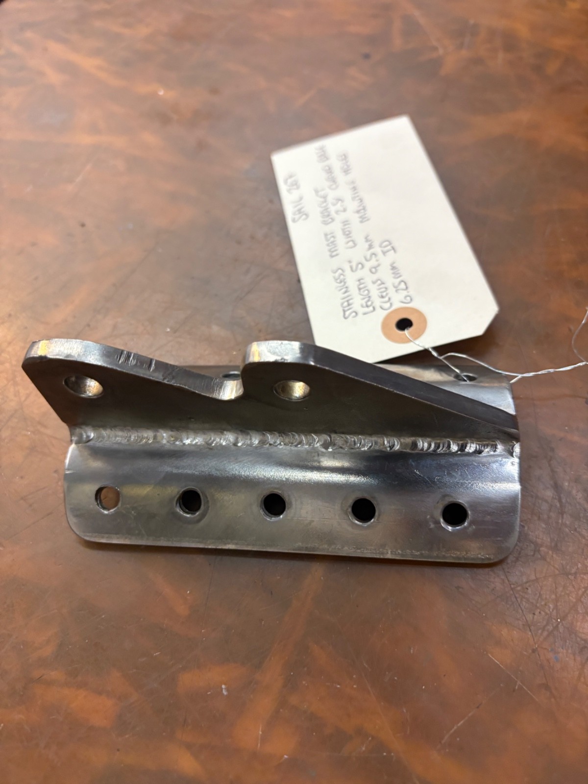 STAINLESS MAST BRACKET LENGTH 5" WIDTH 2.5" CURVED BASE CLEVIS 0.37" (9.5MM)...