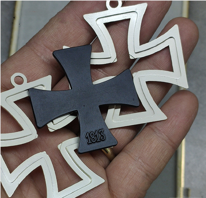 Replica split knight three-piece iron cross medallion combination