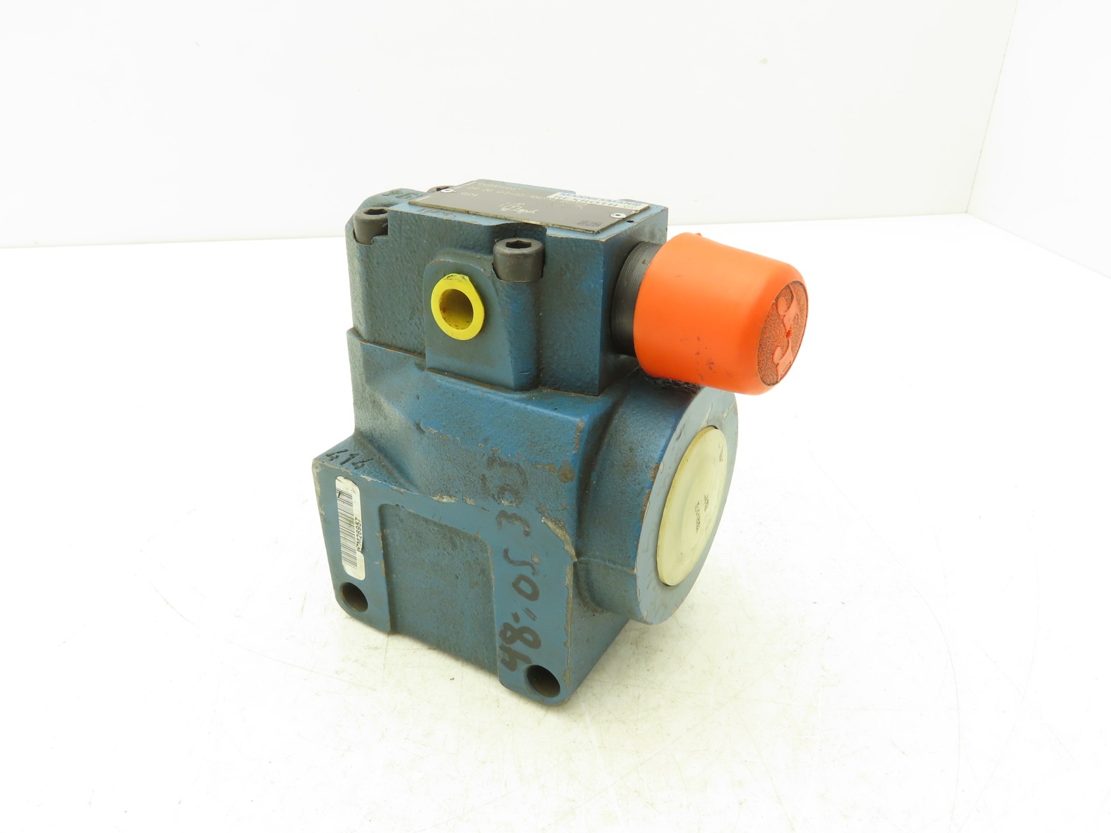 Rexroth DR 20 G5-52/100YM Hydraulic Reducing Valve Pilot Operated 1" Ports