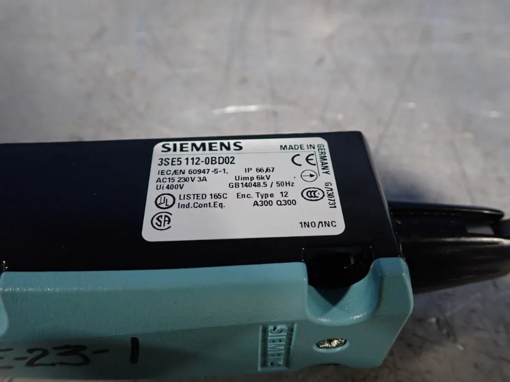 SIEMENS 3SE112-0BD02 POSITION SWITCH 10251190488