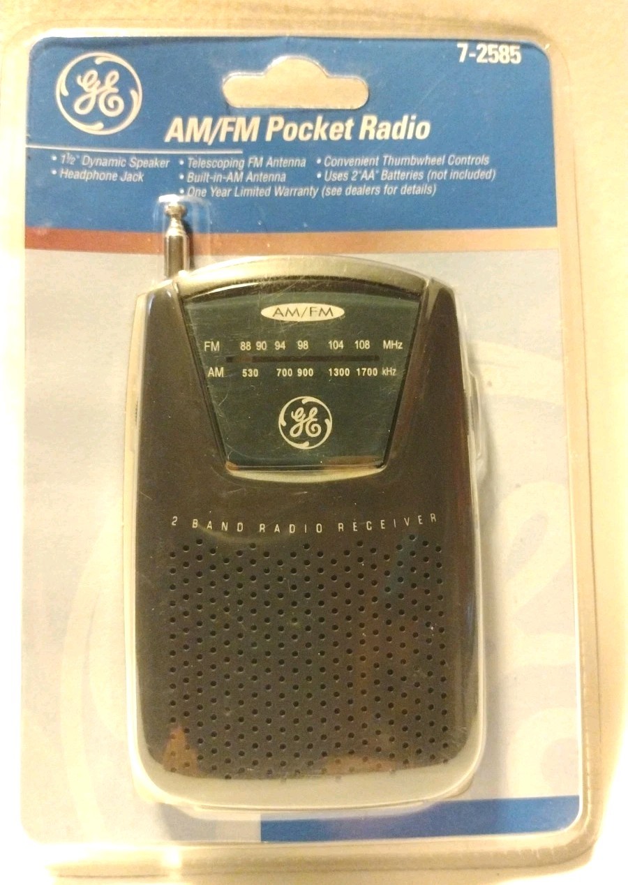 GE AM/FM Pocket Radio 7-2585 1 1/2 inch Speaker New Old Stock B2