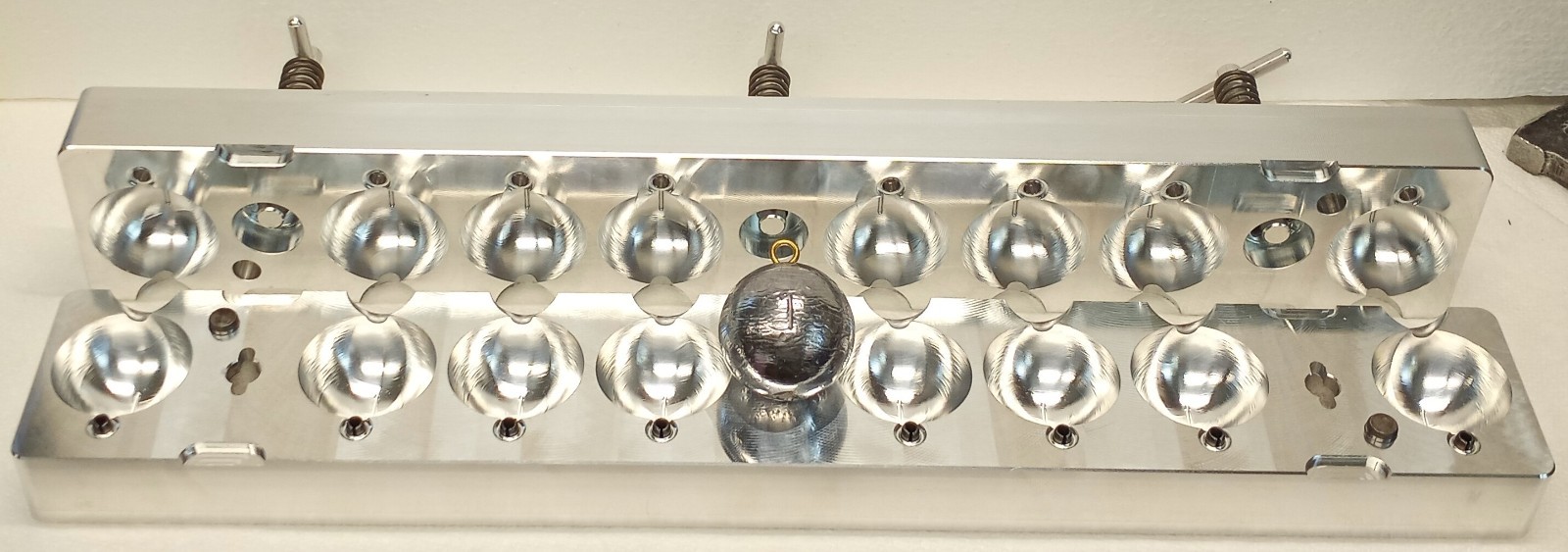 1 LB Cannon Ball Deep Drop Weight Mold ( 8 Cavity ) CNC Machined