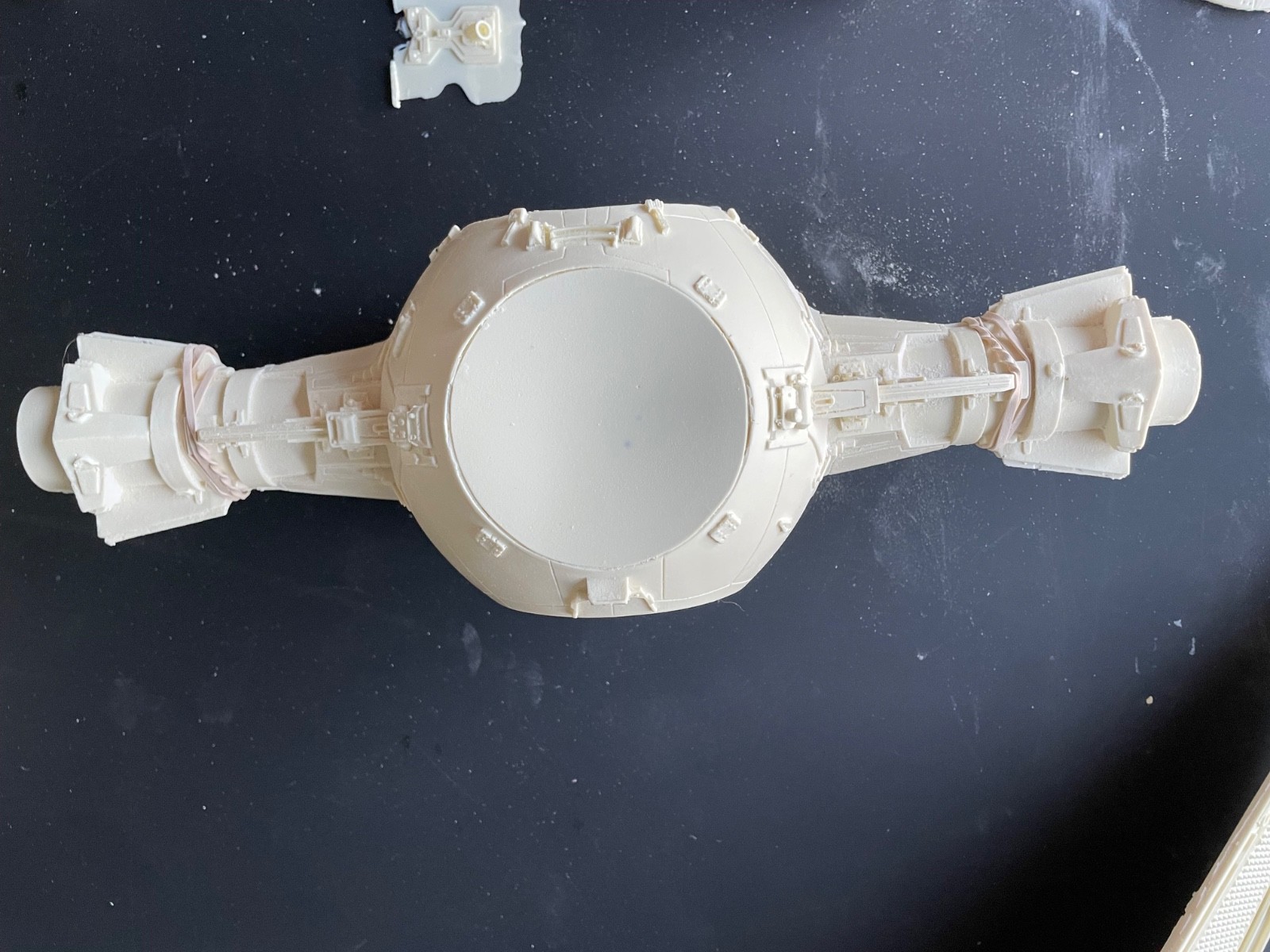 Studio Scale Tie Interceptor Resin Casted Model Kit (1/24
