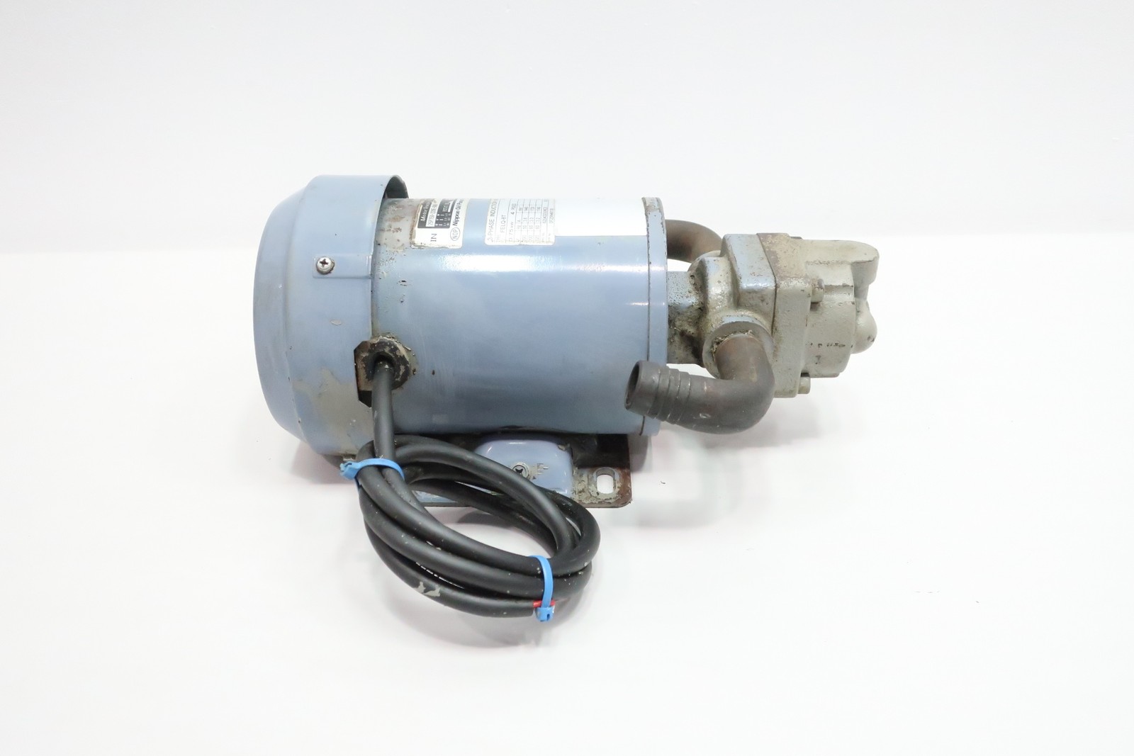 Nippon 25P750-220E-068-R Oil Pump 0.75kw 200v-ac 220v-ac