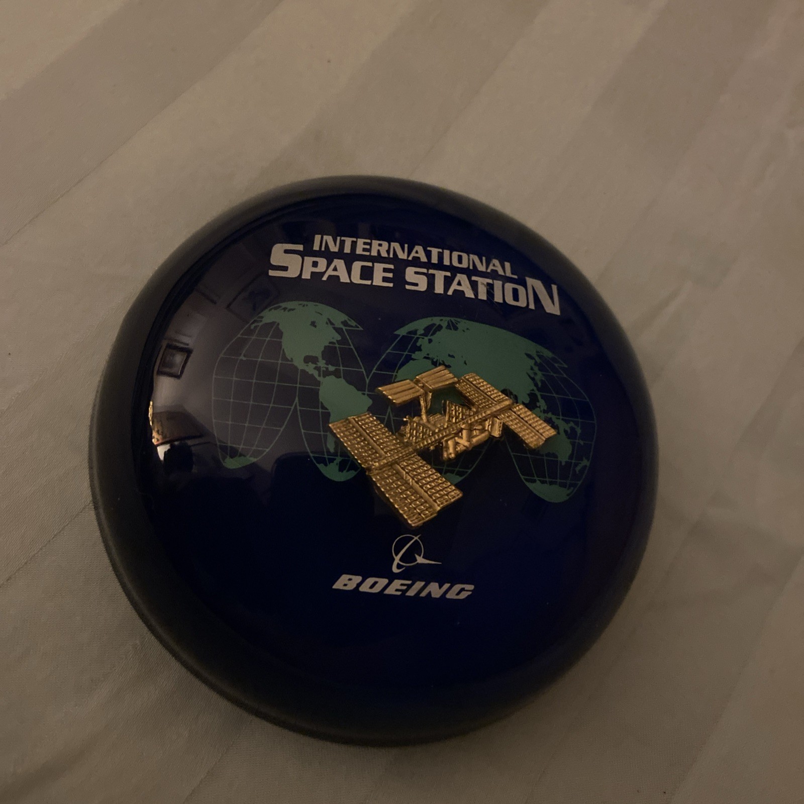 RARE BOEING INTERNATIONAL SPACE STATION 3.75" acrylic Paperweight NASA
