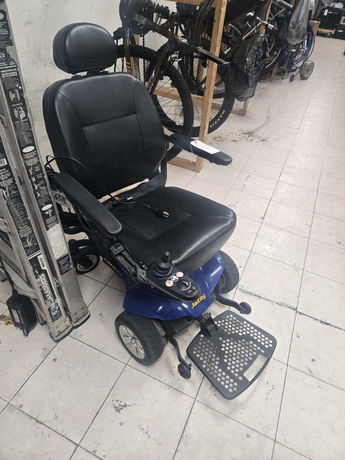 Jazzy Electric 4-Wheel Powerchair w/ Joystick, Headrest, Padded Armrests Blue