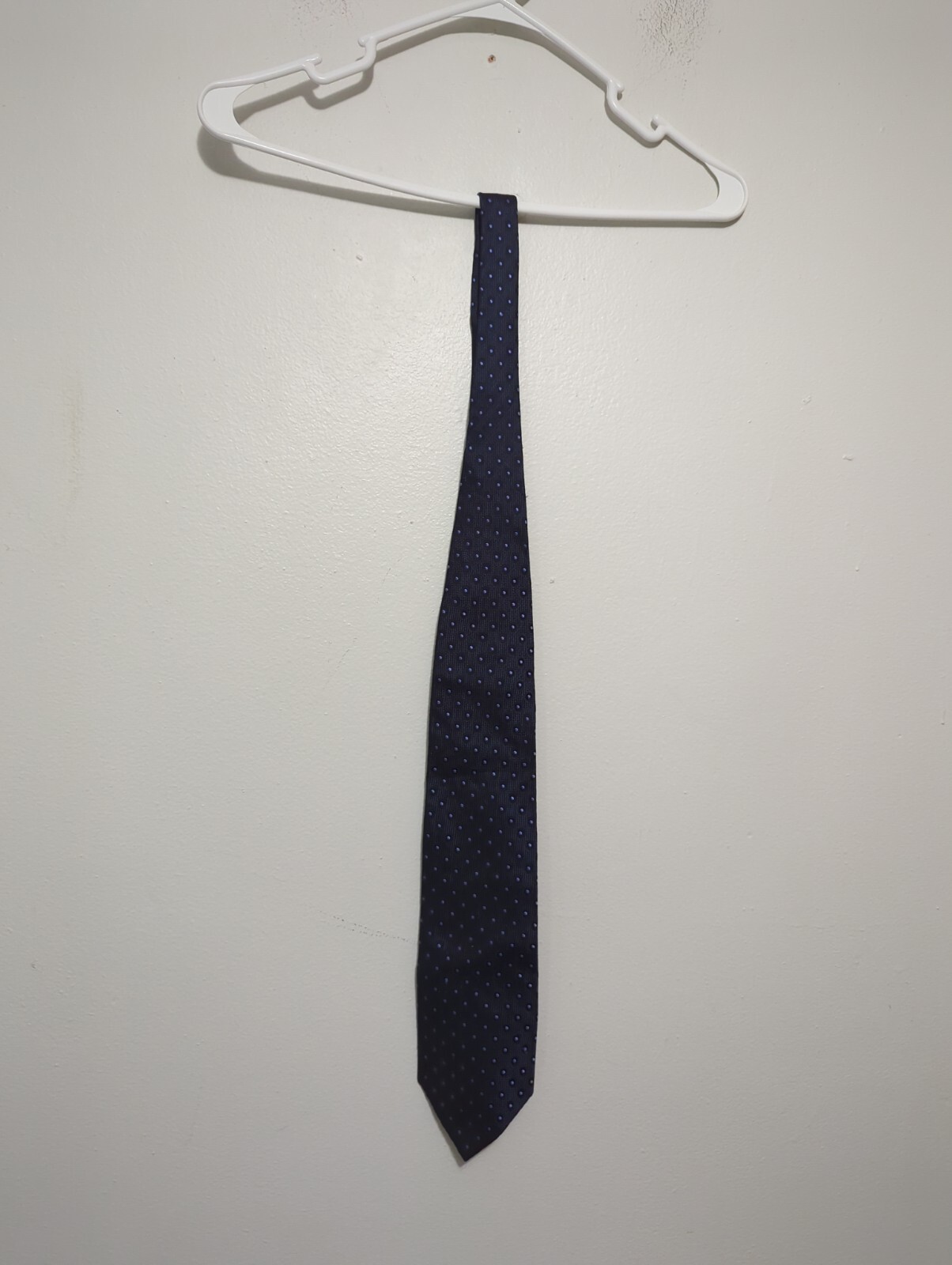 Bergamo New York Mens Navy Blue Polka Dot 100% Silk Hand Made Necktie Classic