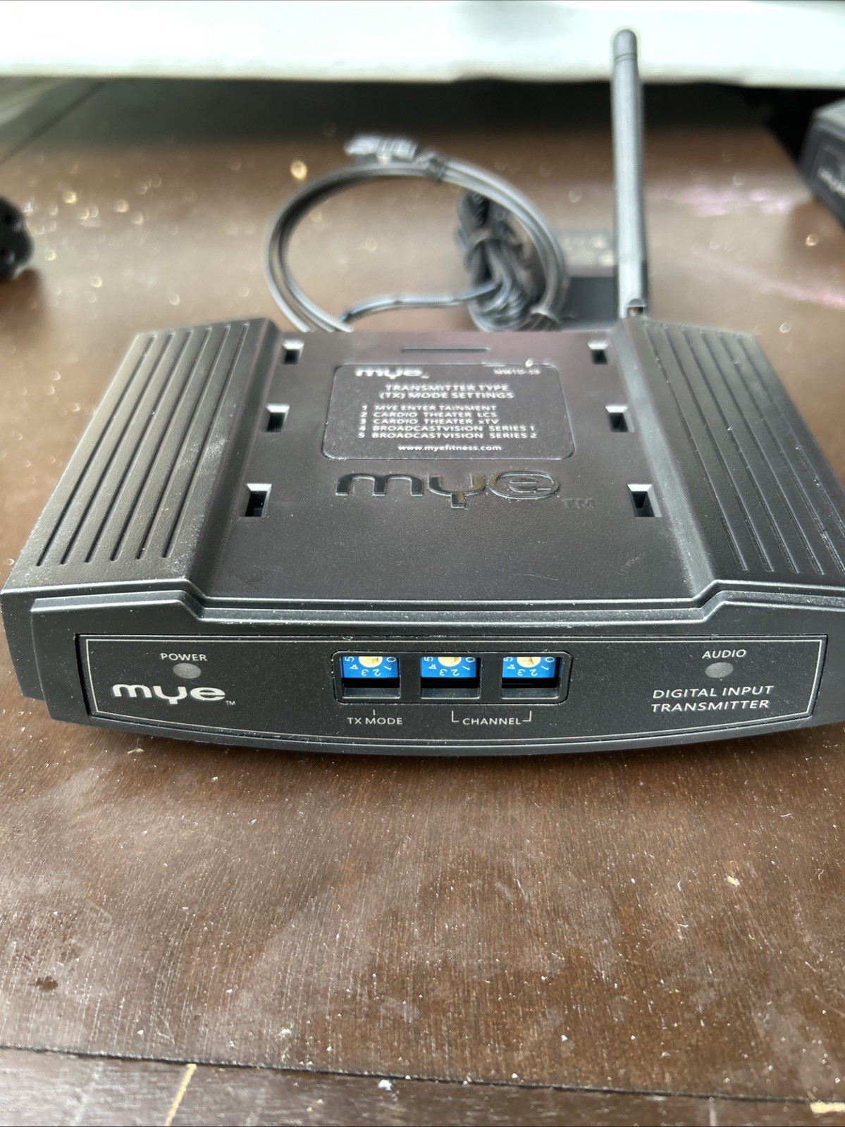 MYE MWTD-S9 Digital Input 900 MHz Single Channel Transmitter