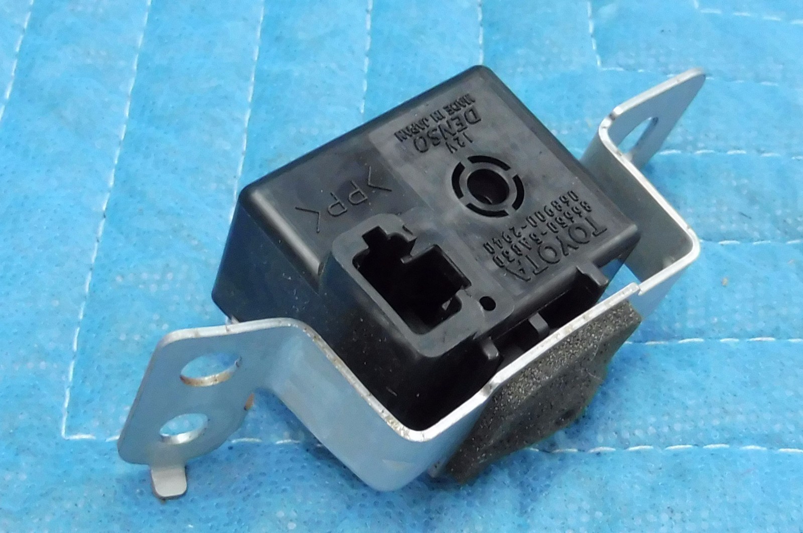 Lexus LS400 Skid Buzzer 86650-5A030 1998 1999 2000 OEM