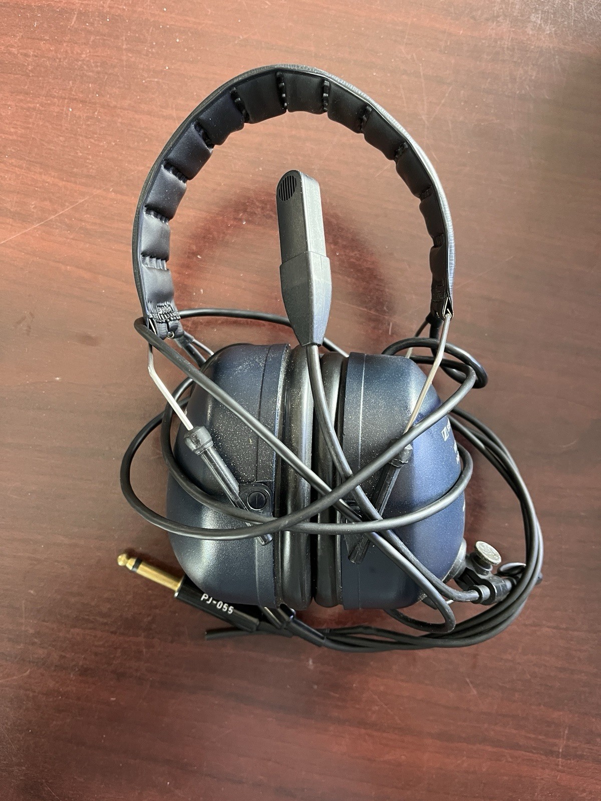 Sennheiser HMEC 200 III aviation headphones with NoiseGard ANC