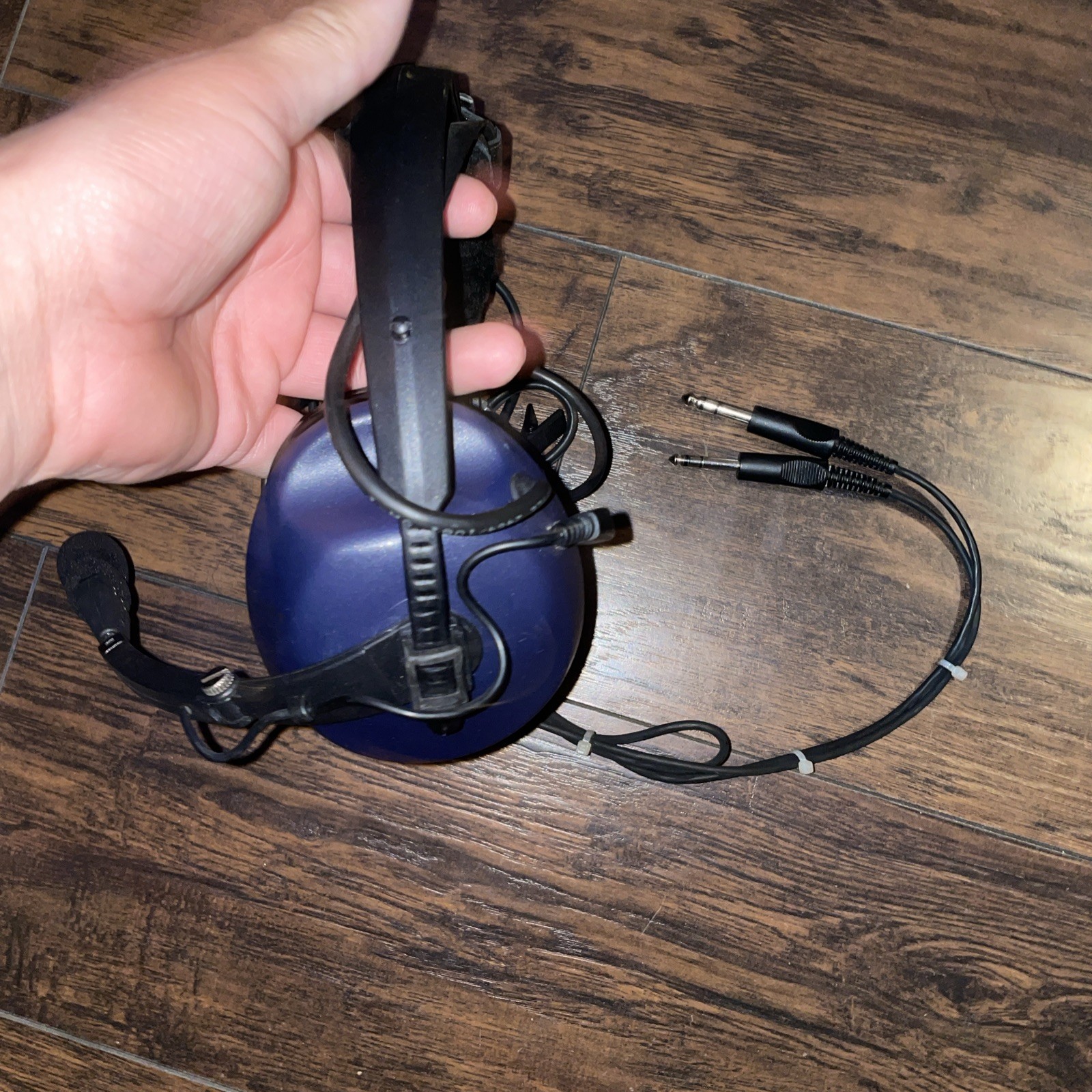 PilotUSA PA-1771T Stereo Pilot Headset Cell/Music Devices Capable