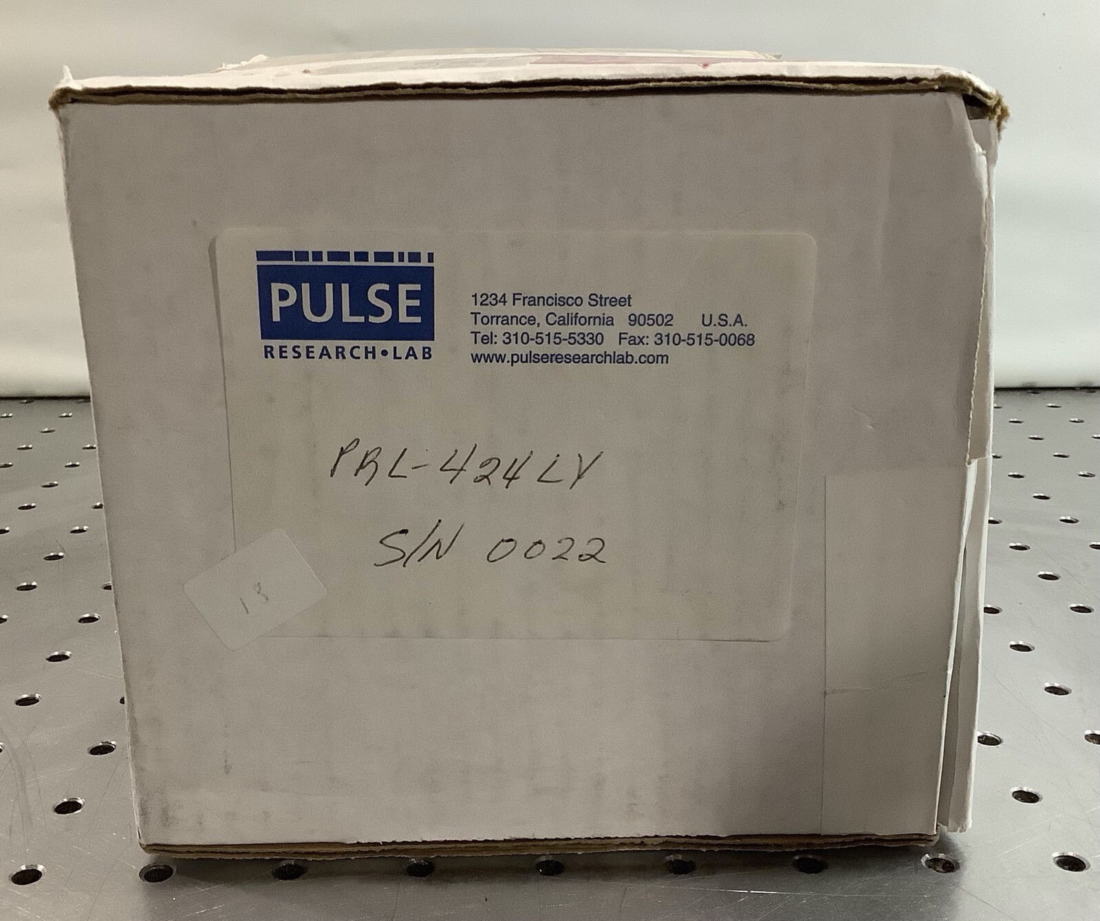 Pulse Research Lab PRL-424LV Fanout Buffer Universal Differential & TTL Inputs