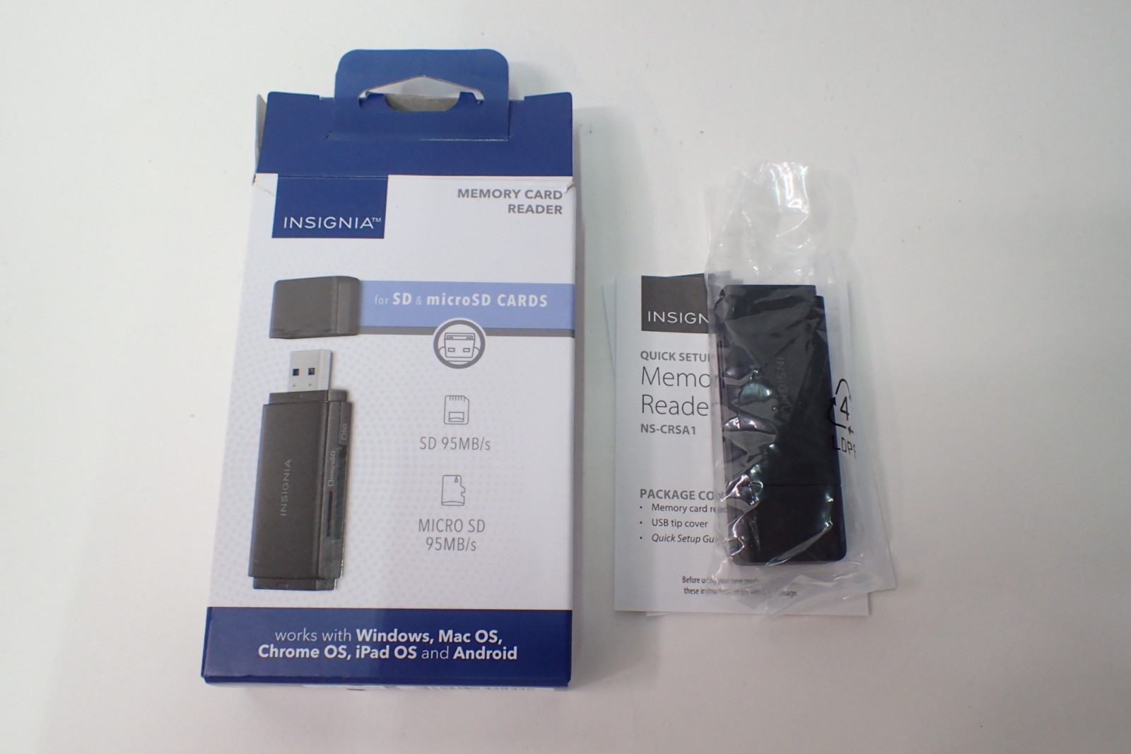 Insignia USB 3.0 to SD and microSD Memory Card Reader - Black