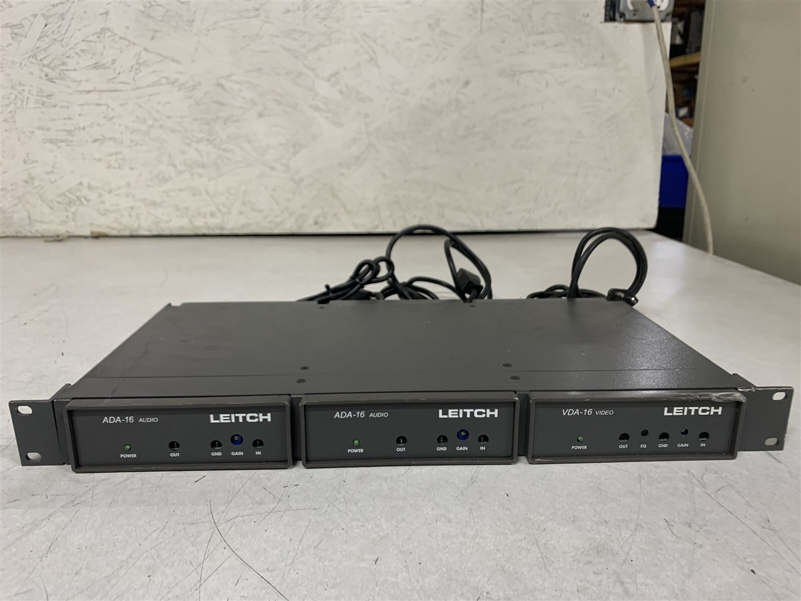 LEITECH ADA-16 VDA-16 ANALOG VIDEO AUDIO DA IN RACKMOUNT