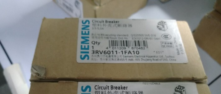 1PC New Siemens 3RV6011-1FA10 Circuit Breaker 3.5-5A In Box Brand Free Ship