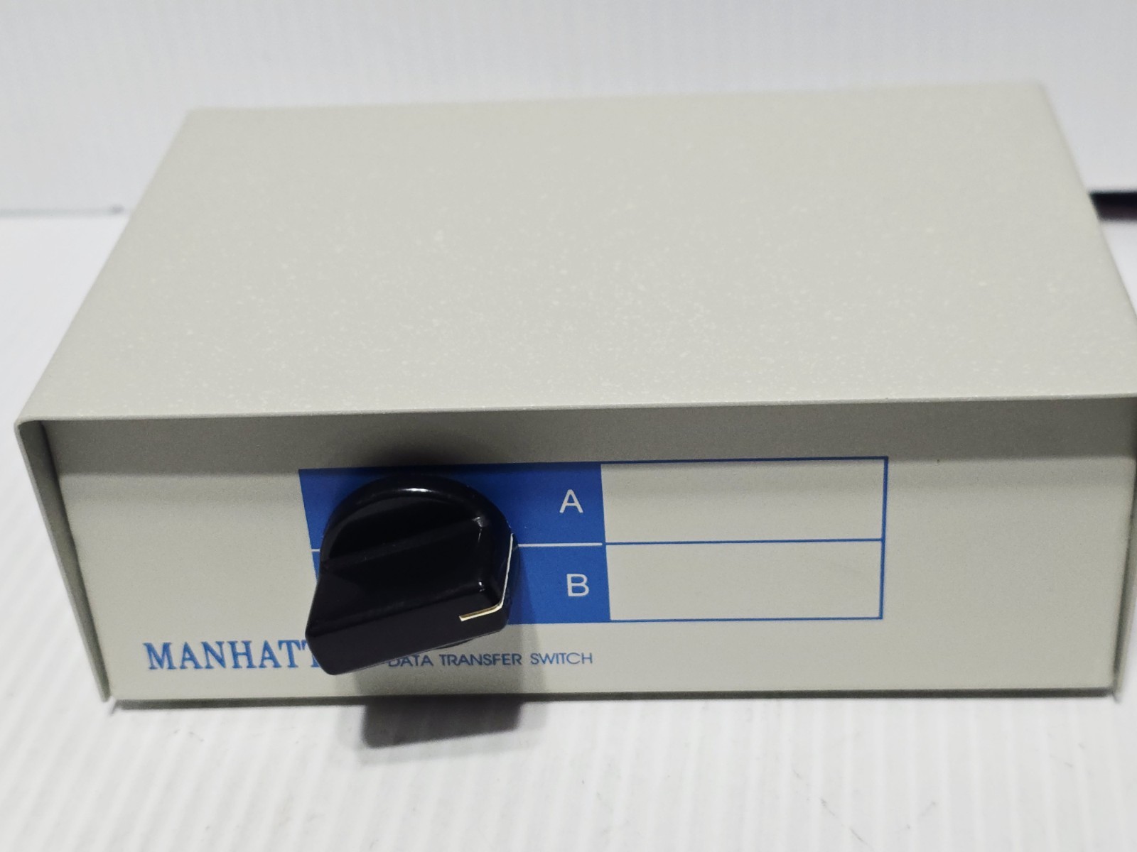 Manual DB-25 A/B Data Switch Box - Parallel Port Selector -Power-Free, Untested