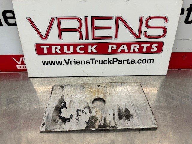 FREIGHTLINER 16-13363-003 AXLE SHIM, ALUM, 4 INCH X 7 INCH X 1.0 DEGREE, 0.89