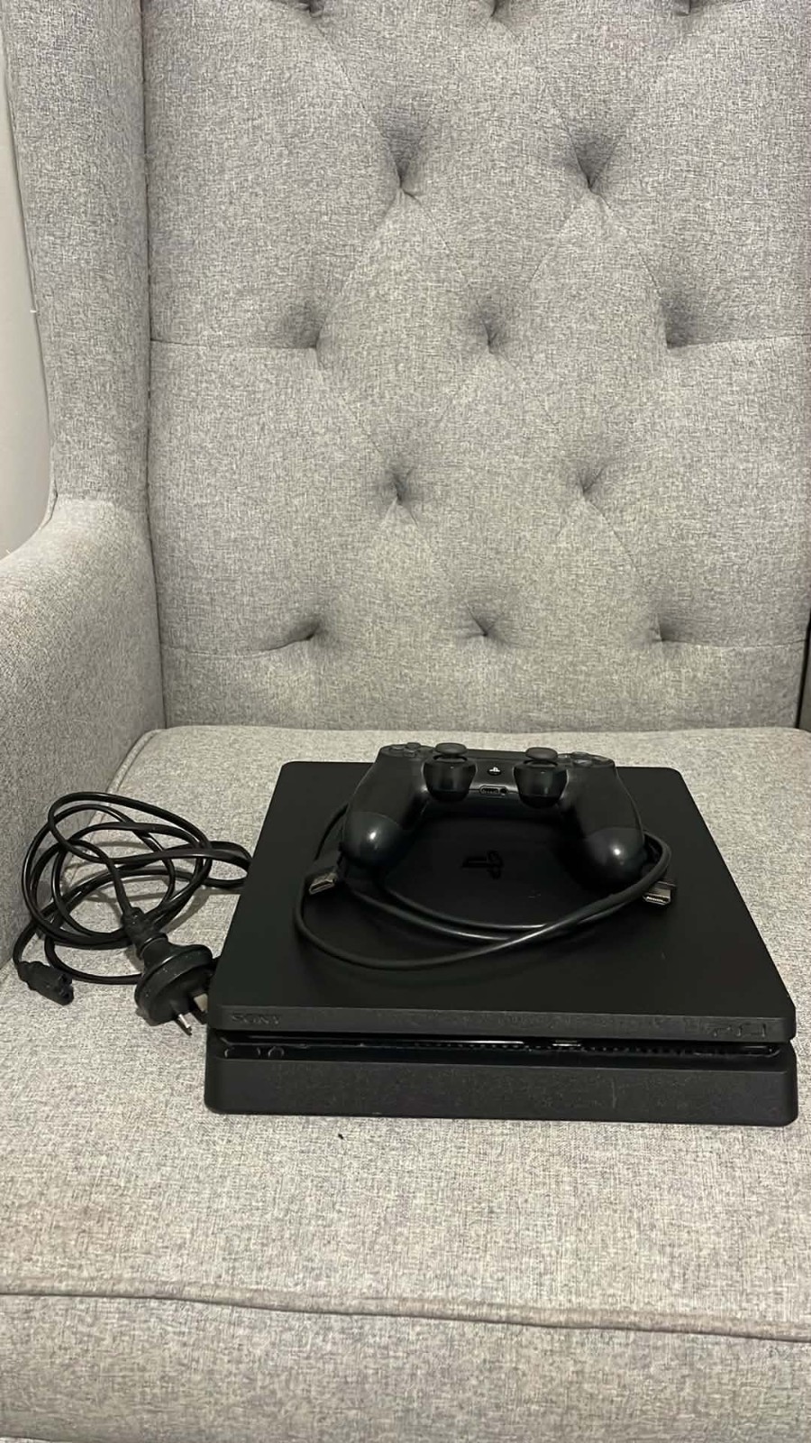 Sony PlayStation 4 (PS4) Slim CUH-2102A 500GB Great Condition Free Aus Postage
