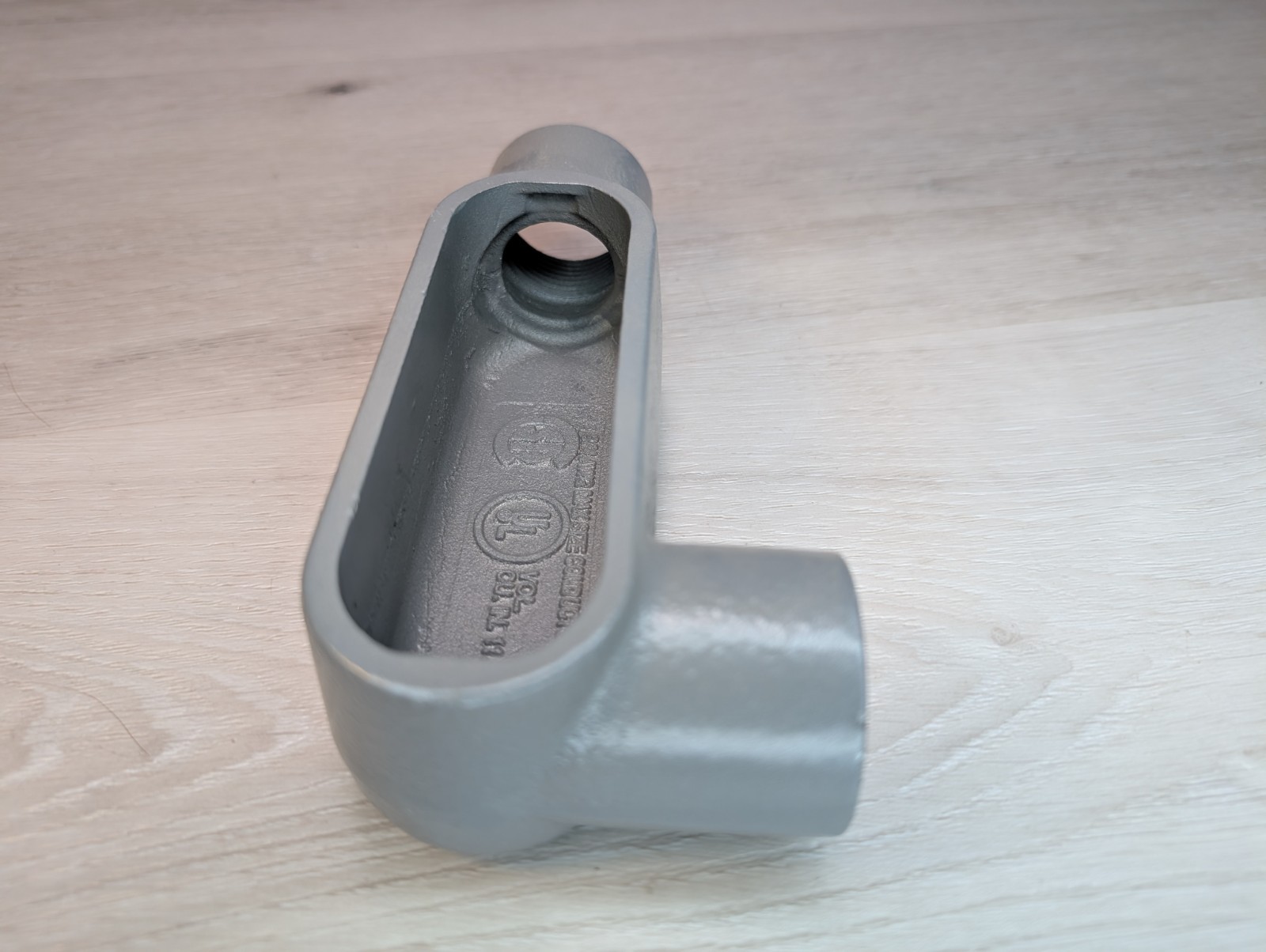 NEW! Killark LR37 Rain Tight Duraloy 1" Conduit Body Iron
