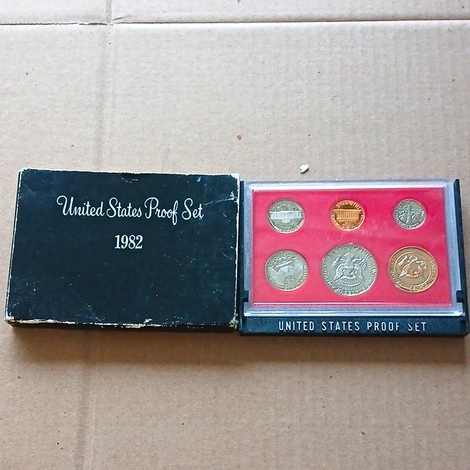 1982 United States Proof Set Proof Strike San Francisco Mint Boxed
