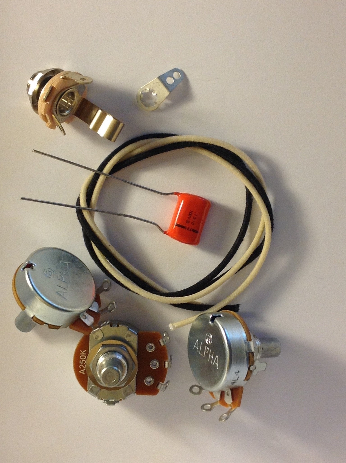 US Spec Wiring Harness Kit For Jazz Bass NOS .1uf Sprague Orange Drop
