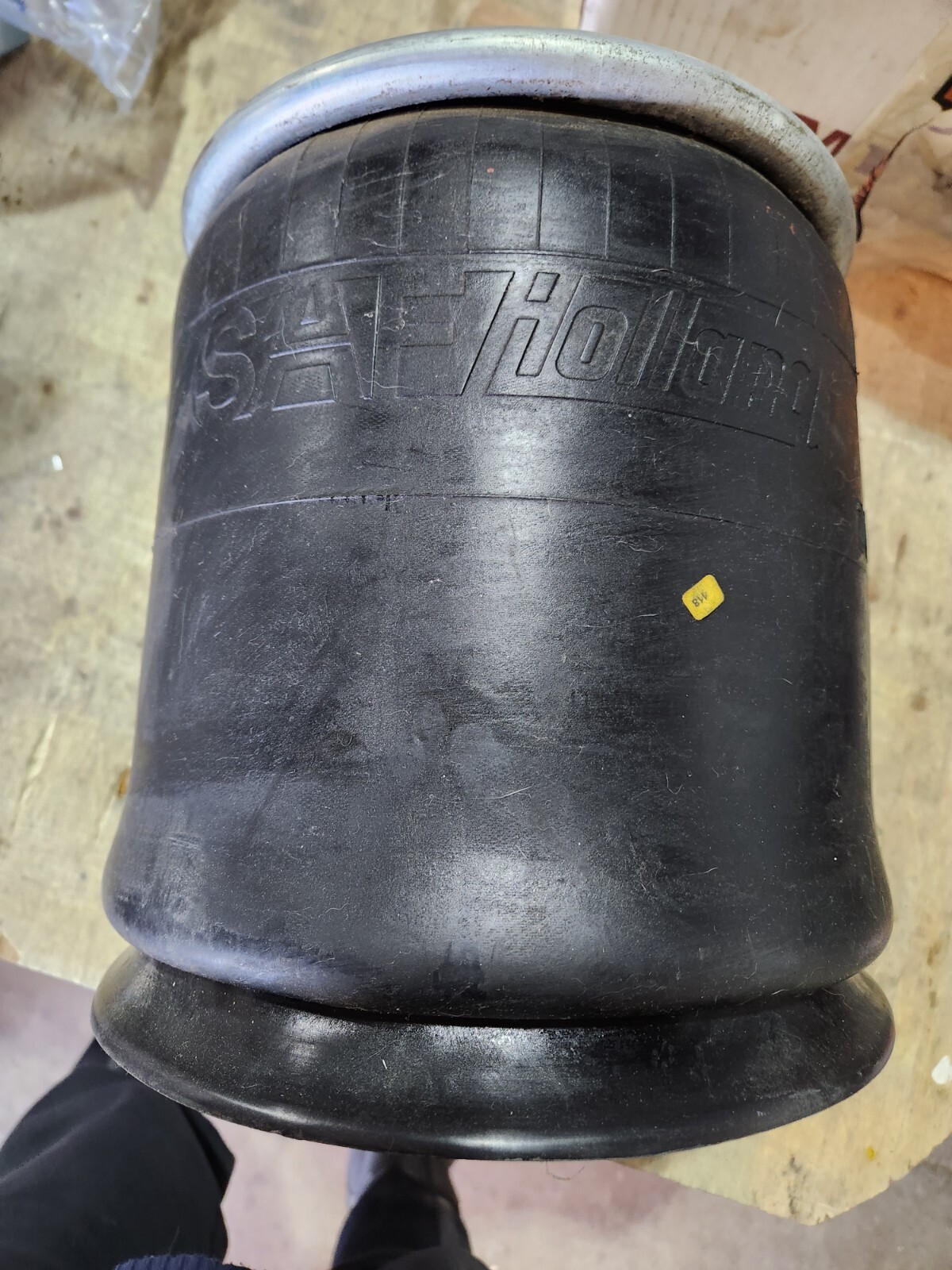 OEM SAF Holland 90557400  Suspension Air Spring Assy 14” Ride Height