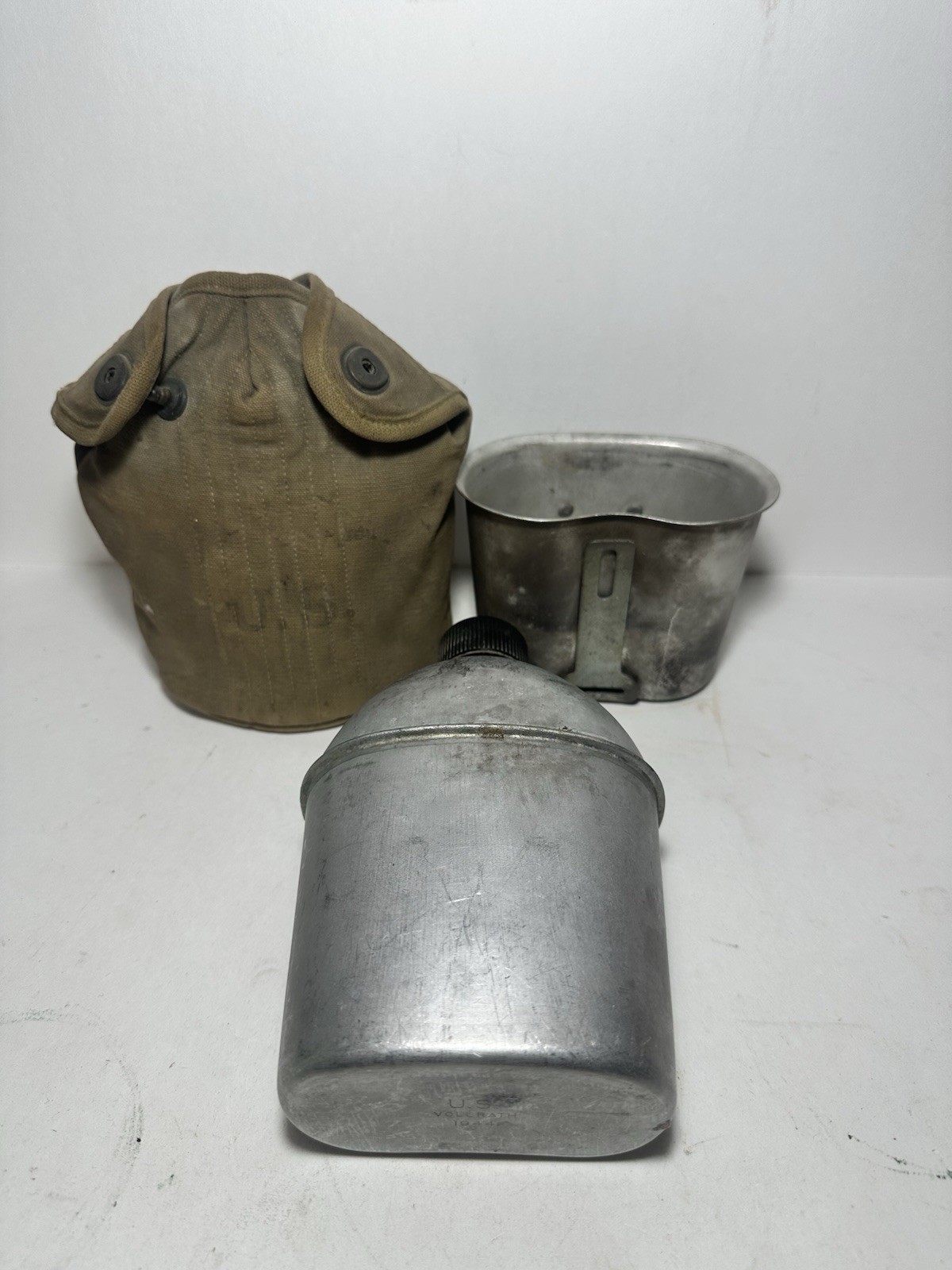 Vintage WWII WW2 US 1944 Vollrath Canteen Military Bag Lid Chain