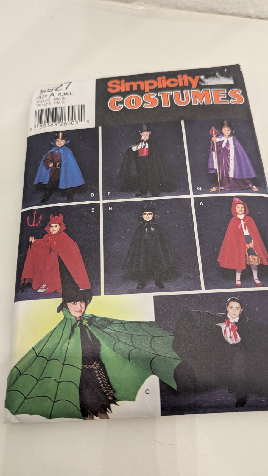 Simplicity Pattern 5927 Costume Childs Halloween Dress Cape Hat S-M-L Dracula