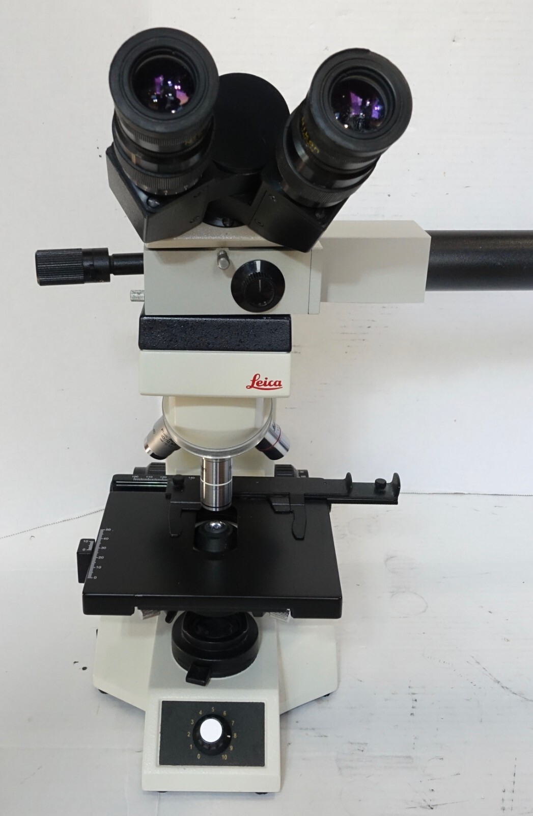 Leica ATC 2000 Multiview Teaching Microscope