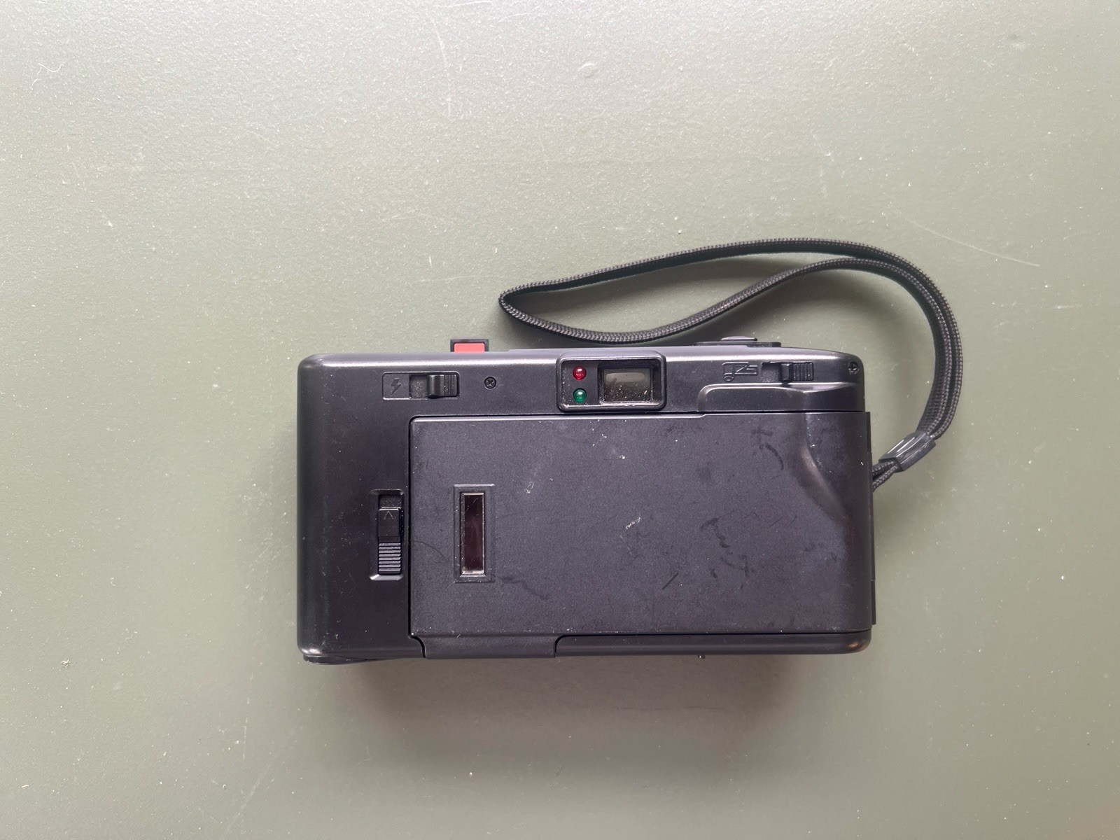 Vivitar PS:20 35mm Point n’ Shoot Camera | Not Tested | Missing Front Cap