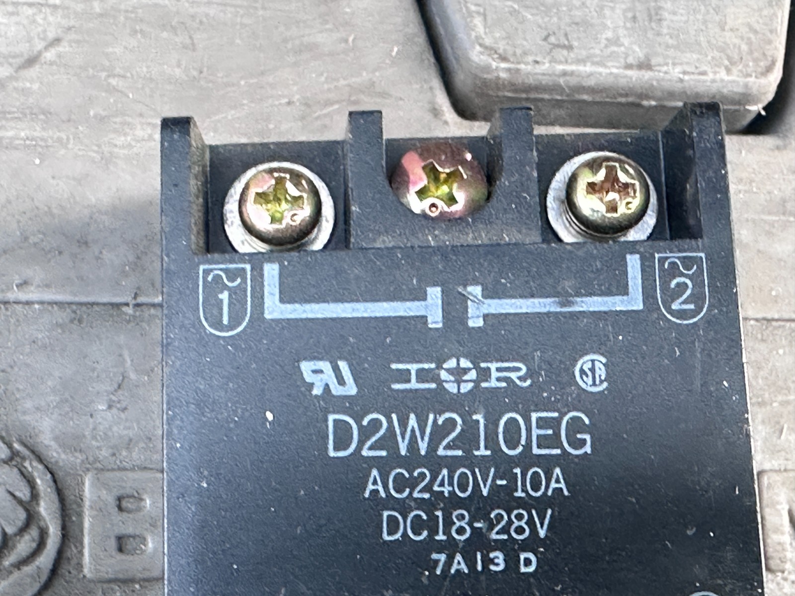 IR D2W210EG Solid State Relay