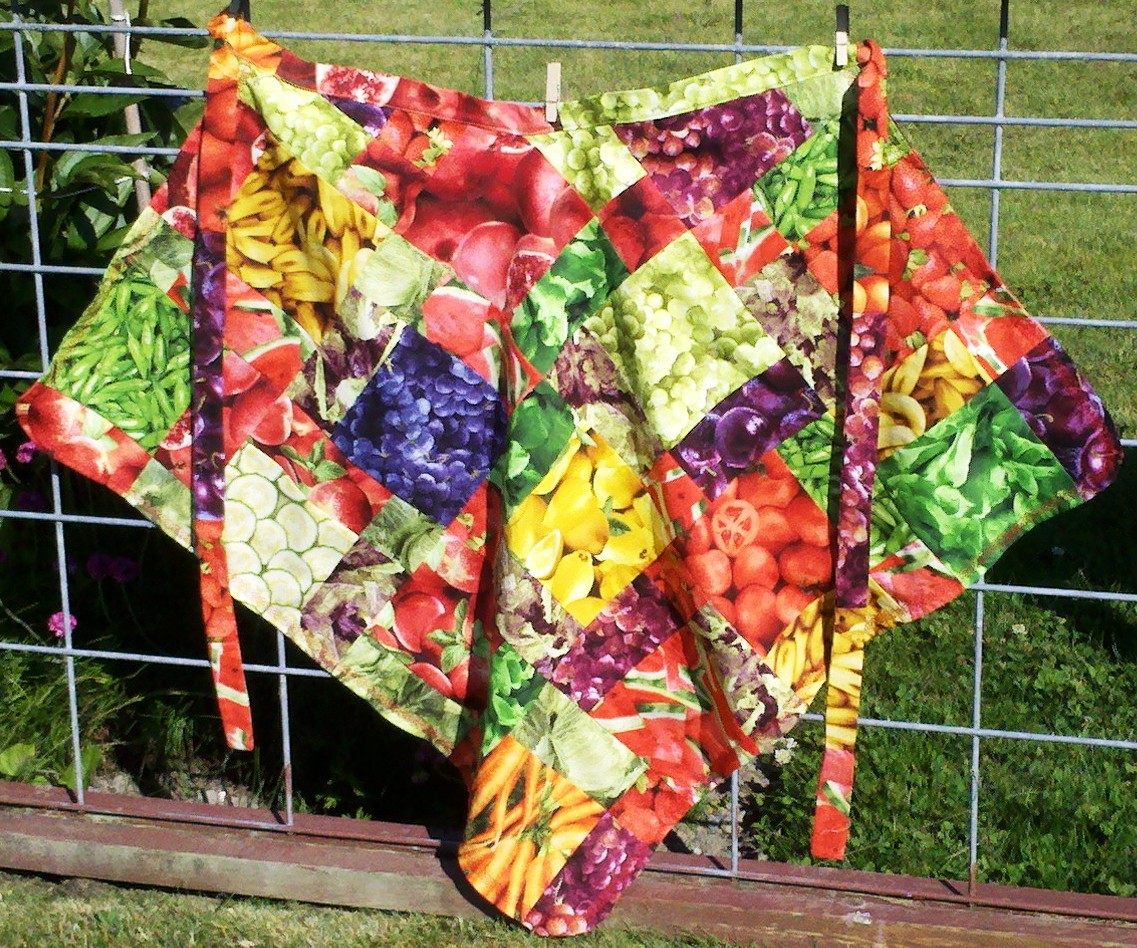 3 in ONE SASSY APRON PATTERN classy twist to an apron Charm Squares