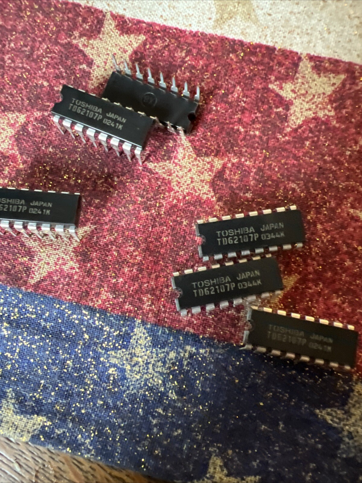 **  QUANTITY 2  **  TOSHIBA TD62107P