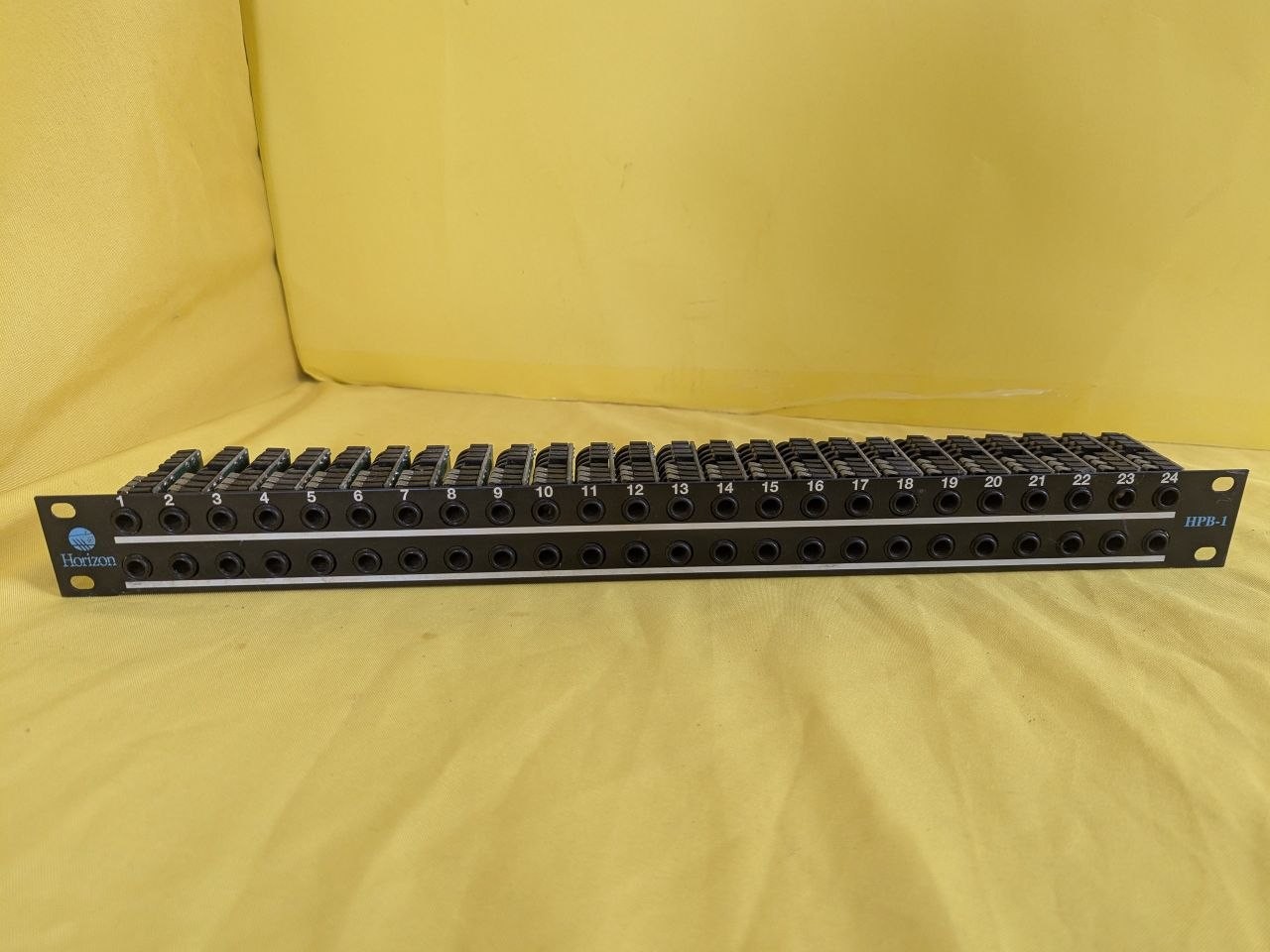 Horizon HPB-1 48-Point 1/4" Rackmount Audio Patch Bay RE