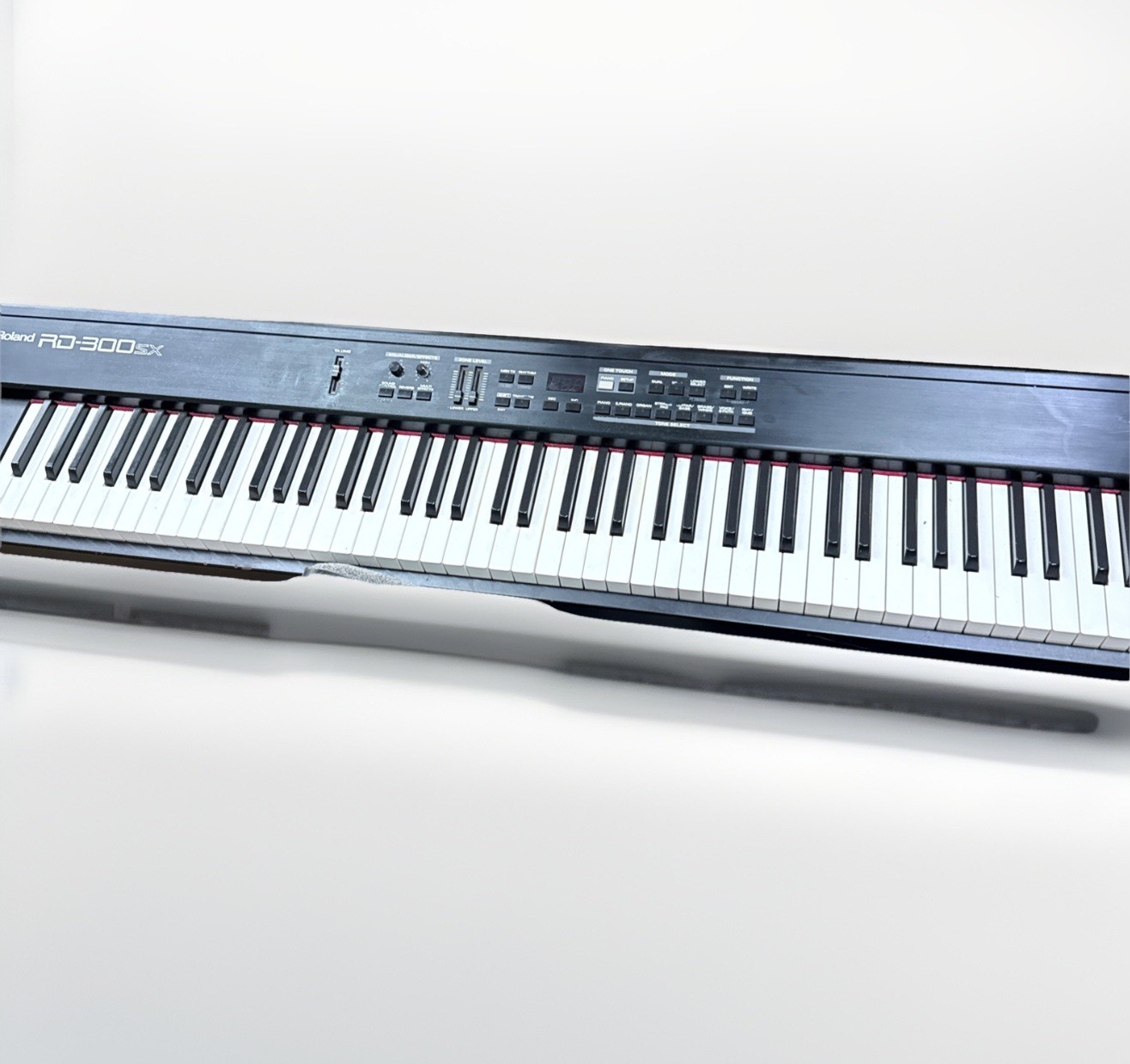 Roland RD-300sx Electric Supernatural Piano Concert Quality MIDI Keyboard 88 Key